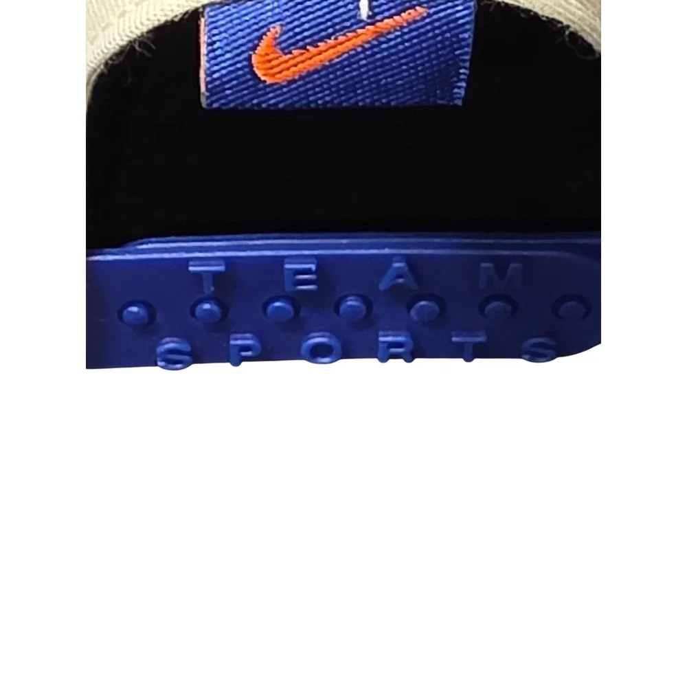 Vintage Nike Team Sports Florida Gators Snapback Hat Cream Blue 90s Football Cap